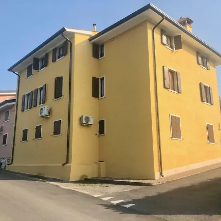 Rosa Noisette Lazise